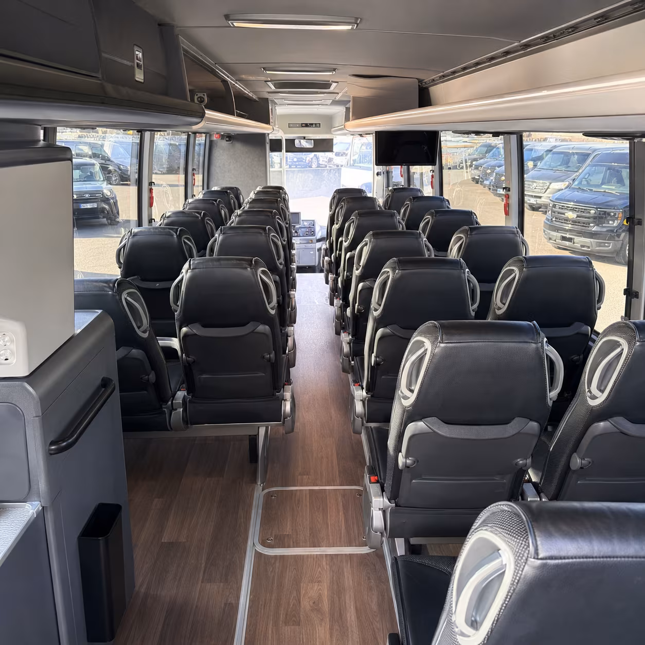charter buses to seattle for seahawks sounders and mariners games