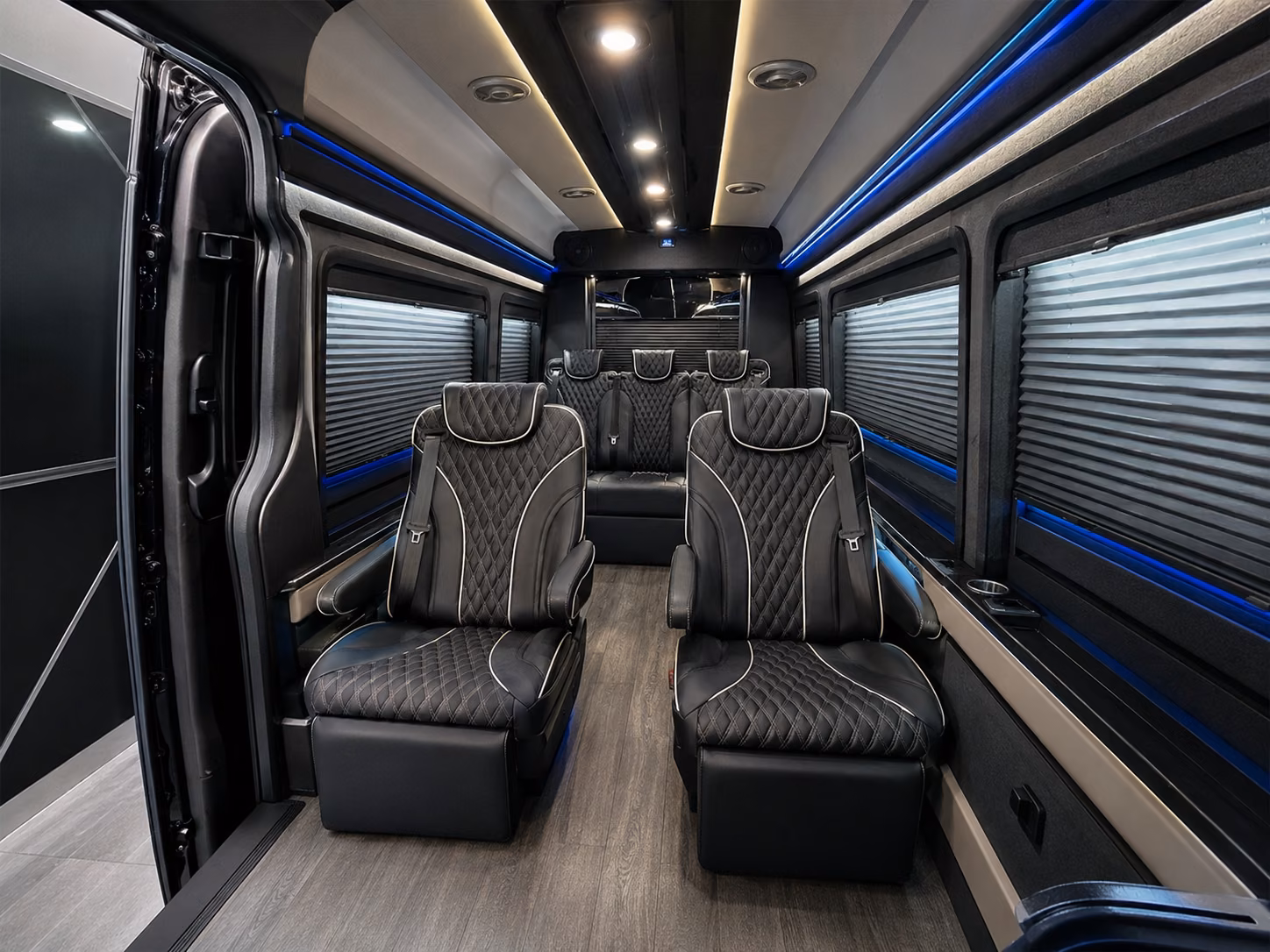 cross the border smoothly with group transportation to yvr