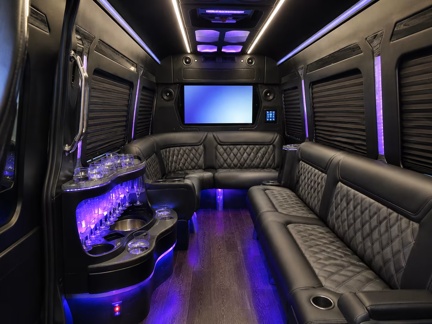 group transportation to the gorge amphitheatre and summer festivals from bellingham