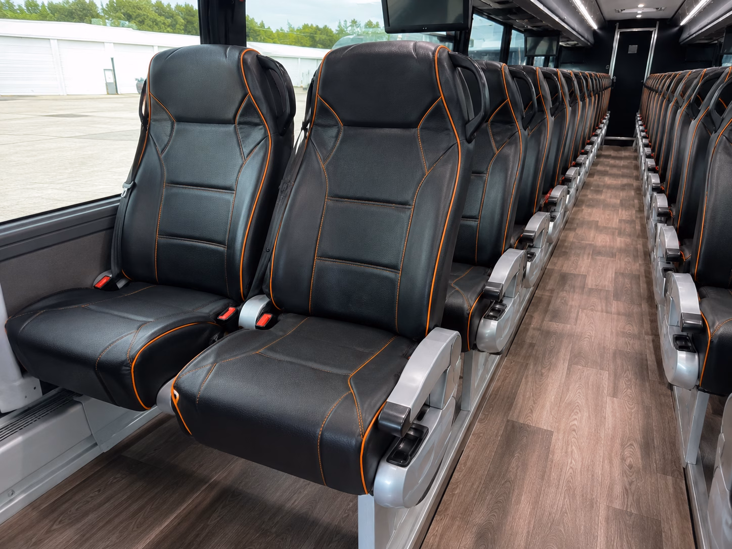 shuttle buses between bellingham hotels and semiahmoo resort